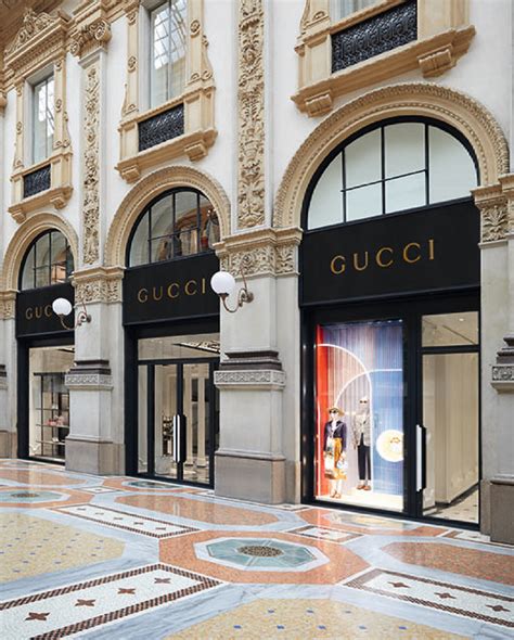 negozi gucci avellibo|negozio gucci.